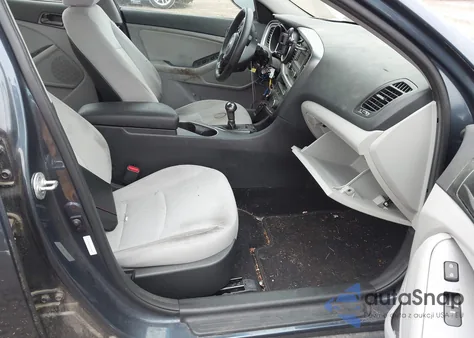 2015 Kia Optima Lx z USA, uszkodzony, nr VIN 5XXGM4A74FG468987